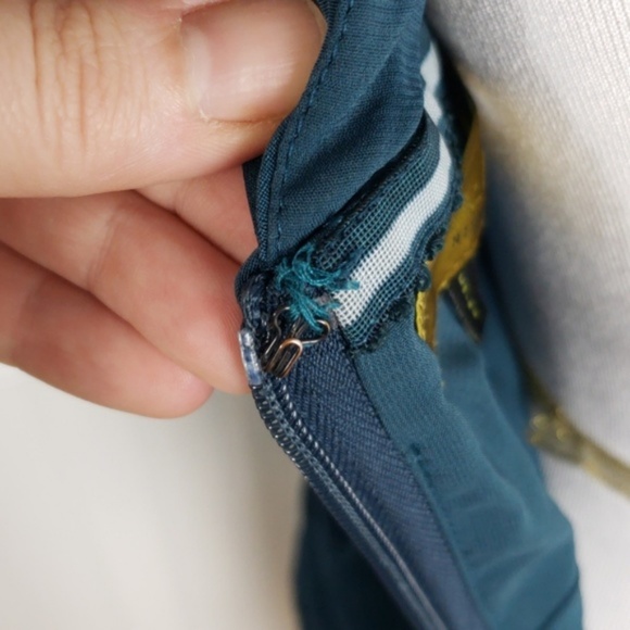 Nicole Miller Grecian One Shoulder Fitted Dress - Picture 6 of 7